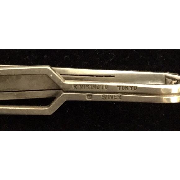 VINTAGE MIKIMOTO TOKYO STERLING GRADUATED 3 PEARL TIE CLIP - Picture 2 of 4